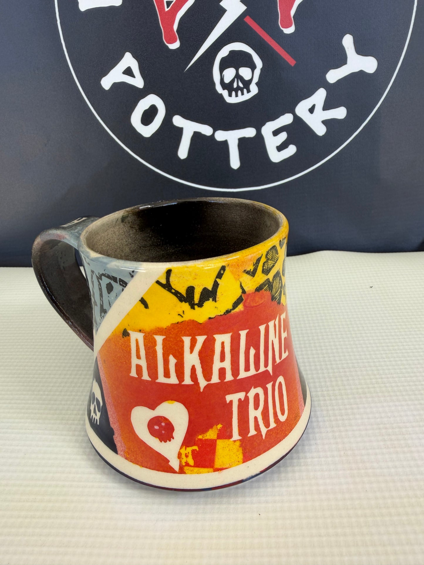 Alkaline Trio 28