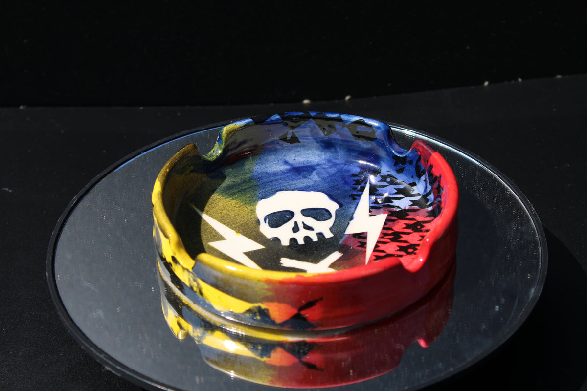Primary Skull Ash Tray