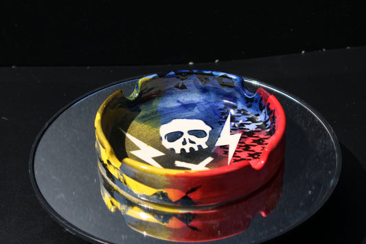 Primary Skull Ash Tray