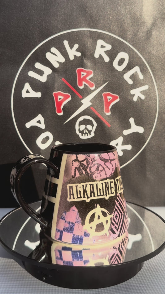 Alkaline Trio 9